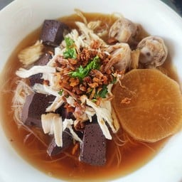 ก๋วยเตี๋ยวไก่มะระ/ข้าวมันไก่ (ป๊อกป๊อกปทุมสายใน)