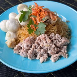 หมี่คลุกโบราณ(คิดเมื่อวานโบราณไว้ก่อน)
