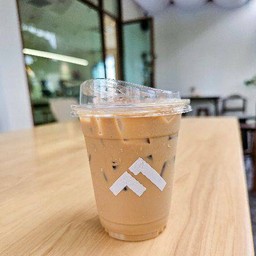 Es Yen  (เอส เย็น)