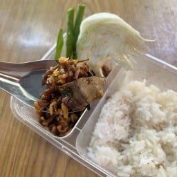 แม่หลั่นแซ่บเว่อร์ 4 ภาค ตามสั่ง กับข้าว ใบเหลียง ลาบคั่วเหนือ ปลาแกะ กะเพราเนื้อ แกงส้มชะอมกุ้ง(ครั (ใต้คอนโดลุมพินีสวีทปิ่นเกล้า ก่อนถึงพาต้า)