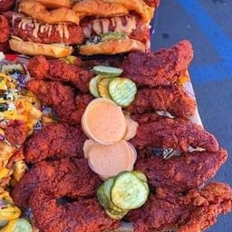 CHICKEN HAWS Sukhumvit