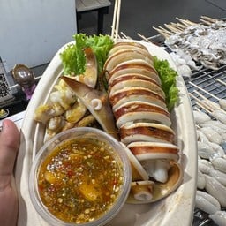 ตัวไข่ + คอหมึก