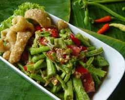 ส้มตำถั่วฝักยาวทะเล
