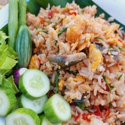 ข้าวผัดน้ำพริกกะปิ