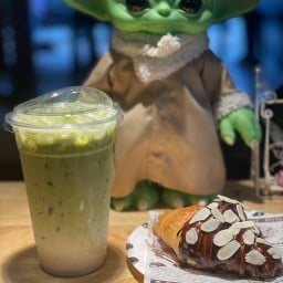 JK Toy Cafe' (ชา กาแฟสด นม ขนม)