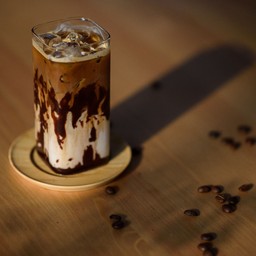มอคค่า เย็น ( Iced Mocha )