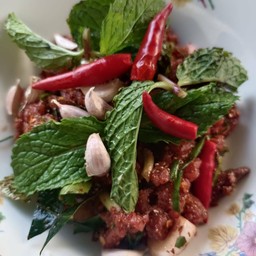 ลาบเนื้อดิบ (ไม่ขม)