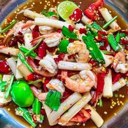 ส้มตำกะเทย(ตะวันนา) ตลาดตะวันนา บางกะปิ