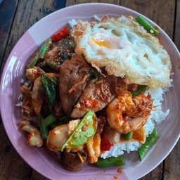 เจี๊ยบ ตามสั่งหน้าพานลอย