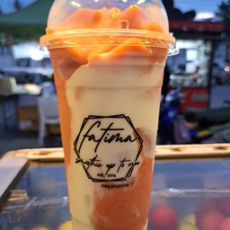 สตอร์เบอร์รี่โยเกิร์ต