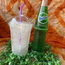 แฟนต้าน้ำเขียว