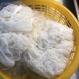 ขนมจีนส้มตำคุณฝน