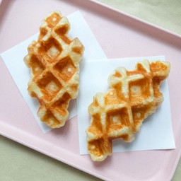 ฟรี 1 + (9 ชิ้น) -- Croffle sweet