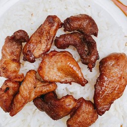 ข้าวหมูทอดน้ำปลา