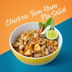 Chicken Tom Yum Pla Salid