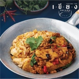 (2รัก) ข้าวกะเพราหมูสับหมูยอ + ไก่กระเทียม