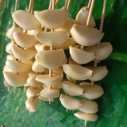 กระเทียม