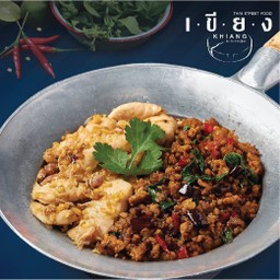 (2รัก) ข้าวกะเพราหมูสับ + ไก่กระเทียม