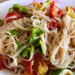 ตำขนมจีน