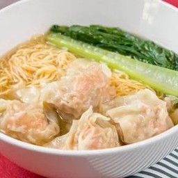 บะหมี่เกี๊ยวกุ้งเปล่า