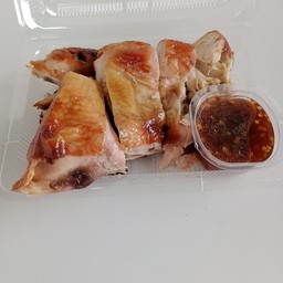 ไก่อบน้ำผึ้ง ไซส์จัมโบ้ครึ่งตัว