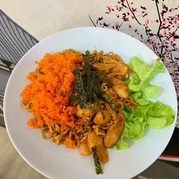 มาม่าไข่กุ้งหมาล่า (เผ็ดลิ้นชา)