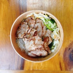หมูกระทะย่างให้ หมูล้วนย่าง