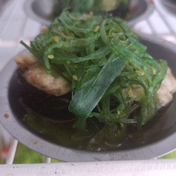 หมูโรยสาหร่าย