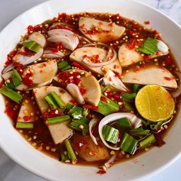 ยำหมูยอ