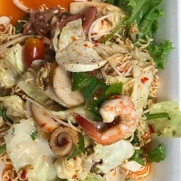 ยำแซ่บตลาดนัดสายไหม