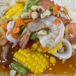 ตำข้าวโพดทะเล(กุ้งหมึก)