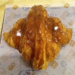 ครัวซองค์คาราเมล Caramel croissant