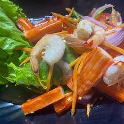 ยำกุ้งสด ปูอัด (กุ้งสุก)