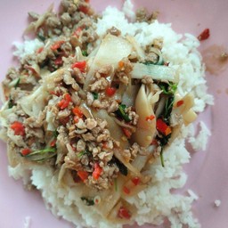 ผัดหน่อไม้ดอง