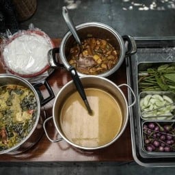 ขนมจีนแกงใต้ คุณหมิว  (กลับมาขายแล้วค่า) มรุพงษ์ แปดริ้ว