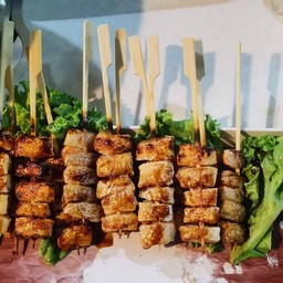 พันท้ายลูกชิ้น,ไส้กรอก ปิ้ง,ย่าง