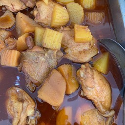 แกงกะหรี่ไก่