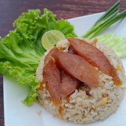 ข้าวผัดกุนเชียง