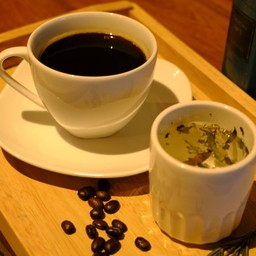 HOT AMERICANO