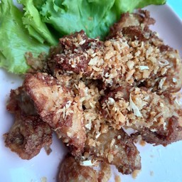 ไส้ตันทอดกระเทียม