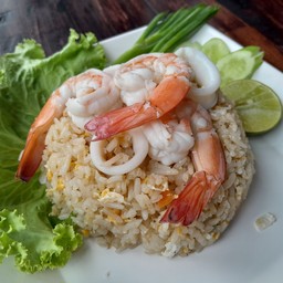 ข้าวผัดทะเล