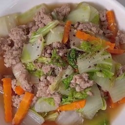 ข้าวผัดผักกาดขาวหมูสับ