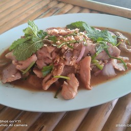 น้ำตกหมู