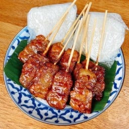 หมูปิ้งอาตี๋ ต้นตำรับ สุขุมวิท