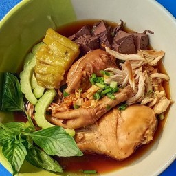 ติดปากก๋วยเตี๋ยวไก่มะระ