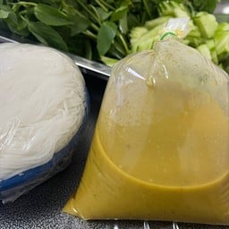 ชุดขนมจีนเส้นสด+น้ำยากะทิใต้+ผักสด