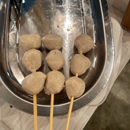 ลูกชิ้นหมู