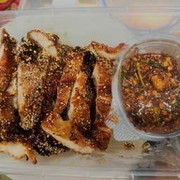 คอหมูคลุกฝุ่น