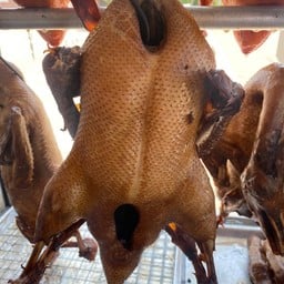 เป็ดพะโล้ ตัวละ