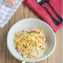 สปาเก็ตตี้คาโบนาร่า spaghetti carborana